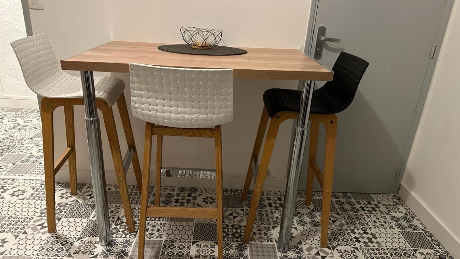 Le Bord De La Loire - Chambre Avec Salle De Bains Commune Nantes Esterno foto