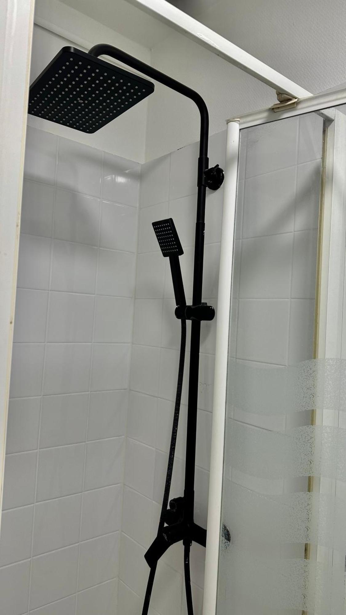 Le Bord De La Loire - Chambre Avec Salle De Bains Commune Nantes Esterno foto