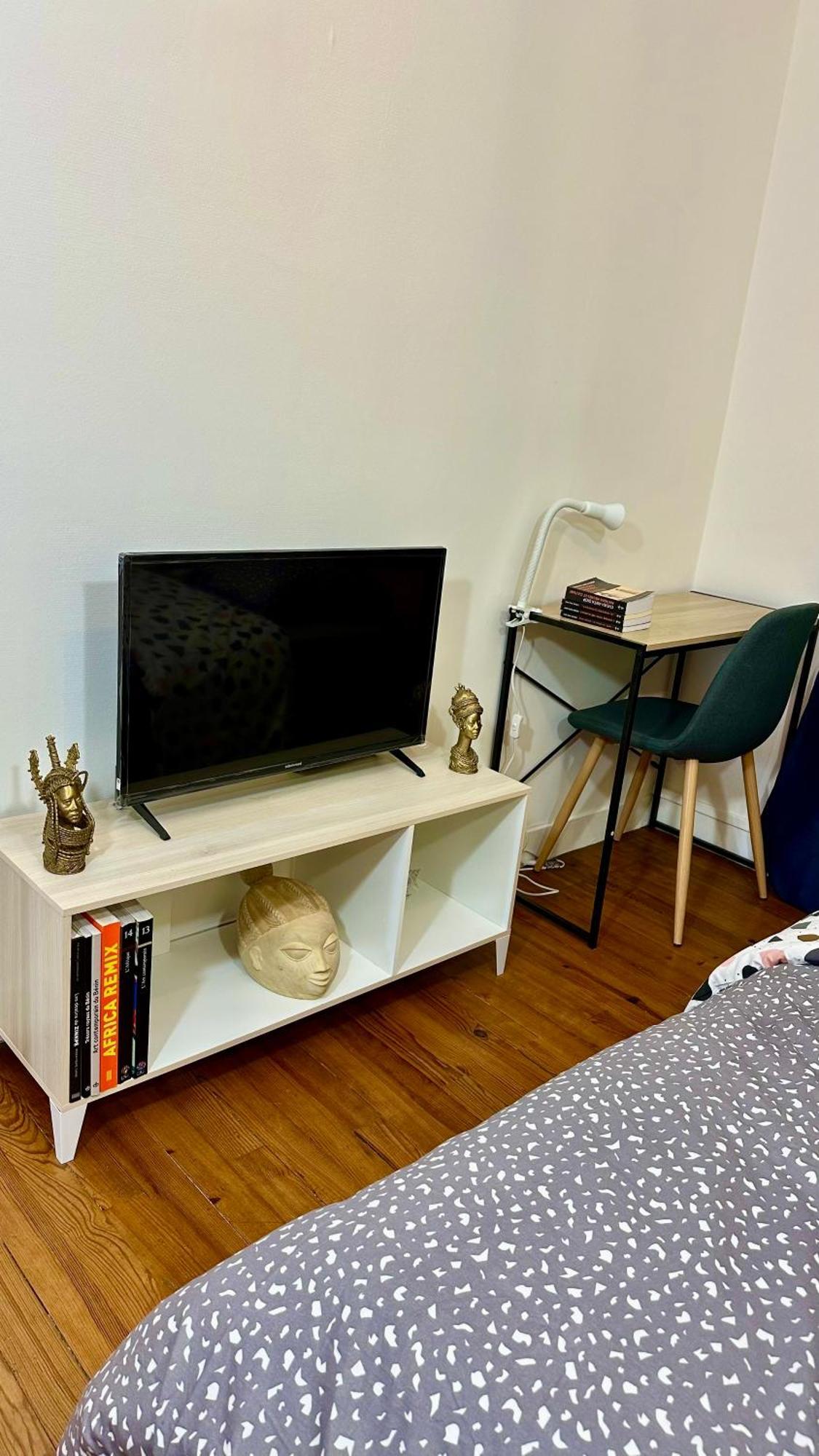 Le Bord De La Loire - Chambre Avec Salle De Bains Commune Nantes Esterno foto